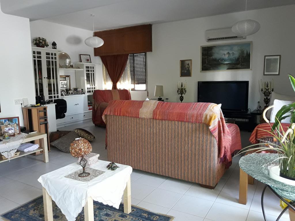 Shared Top 1St Floor Villa Limassol Exterior foto